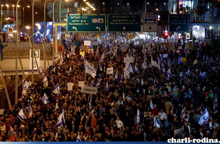 Huge crowds ฝูงชนจำนวนมากเดินขบวนในอิสราเอล